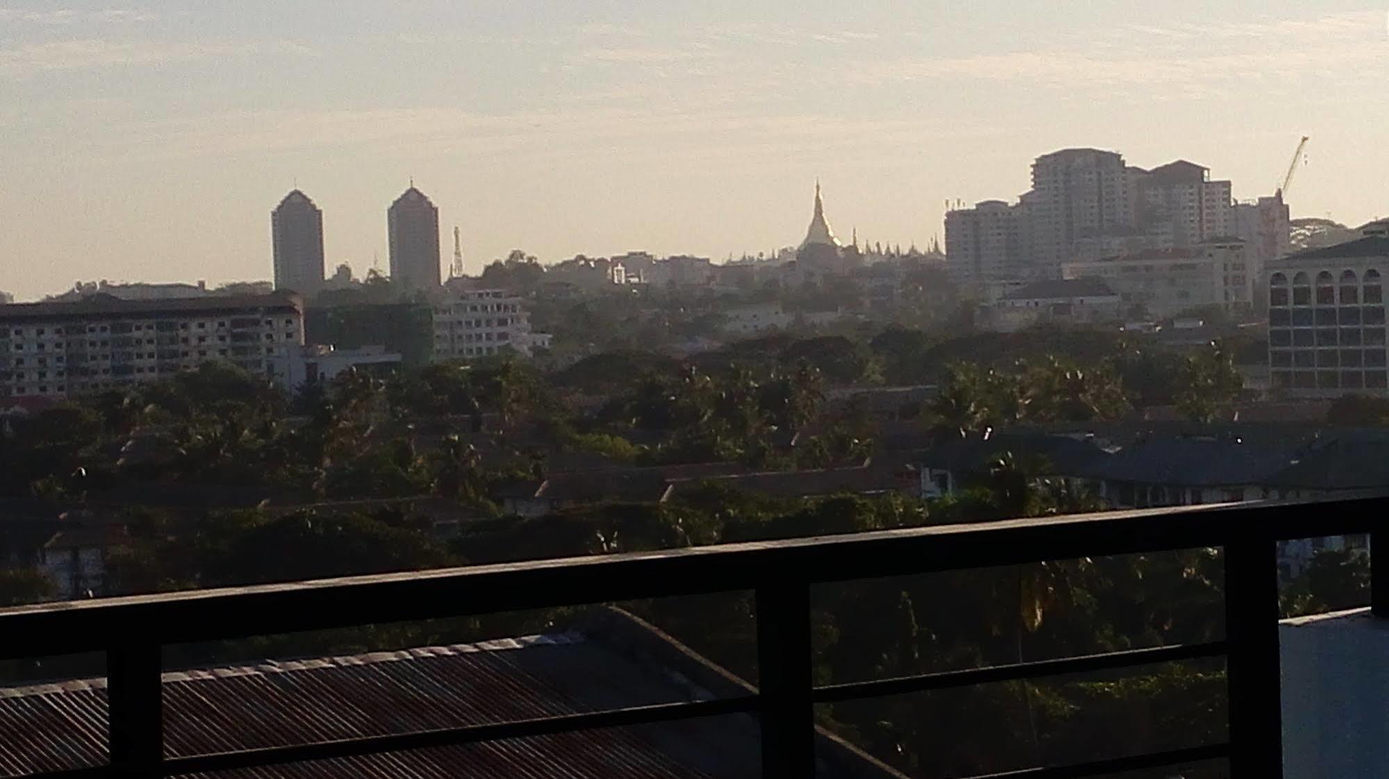 Silver Green Hotel Yangon Exterior foto